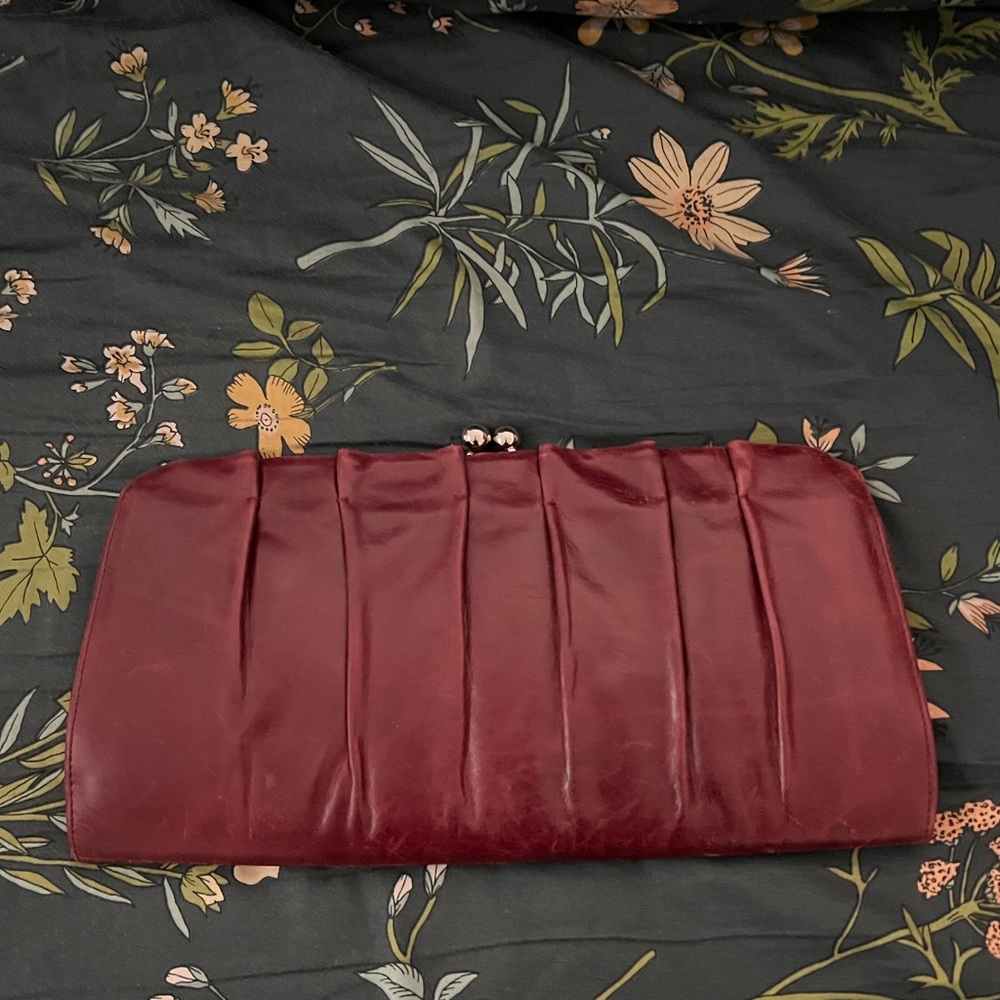 HOBO INTERNATIONAL CLUTCH wallet Maroon brass clasp pleated new but removed tag